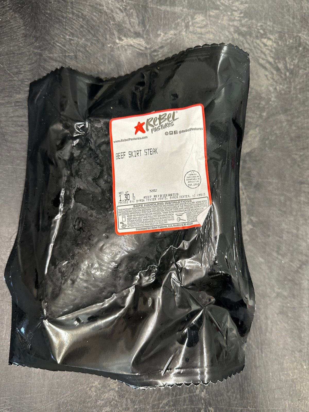 Grassfed Beef - Grassfed Beef - Skirt Steak (1.10lbs avg) - Rebel Pastures