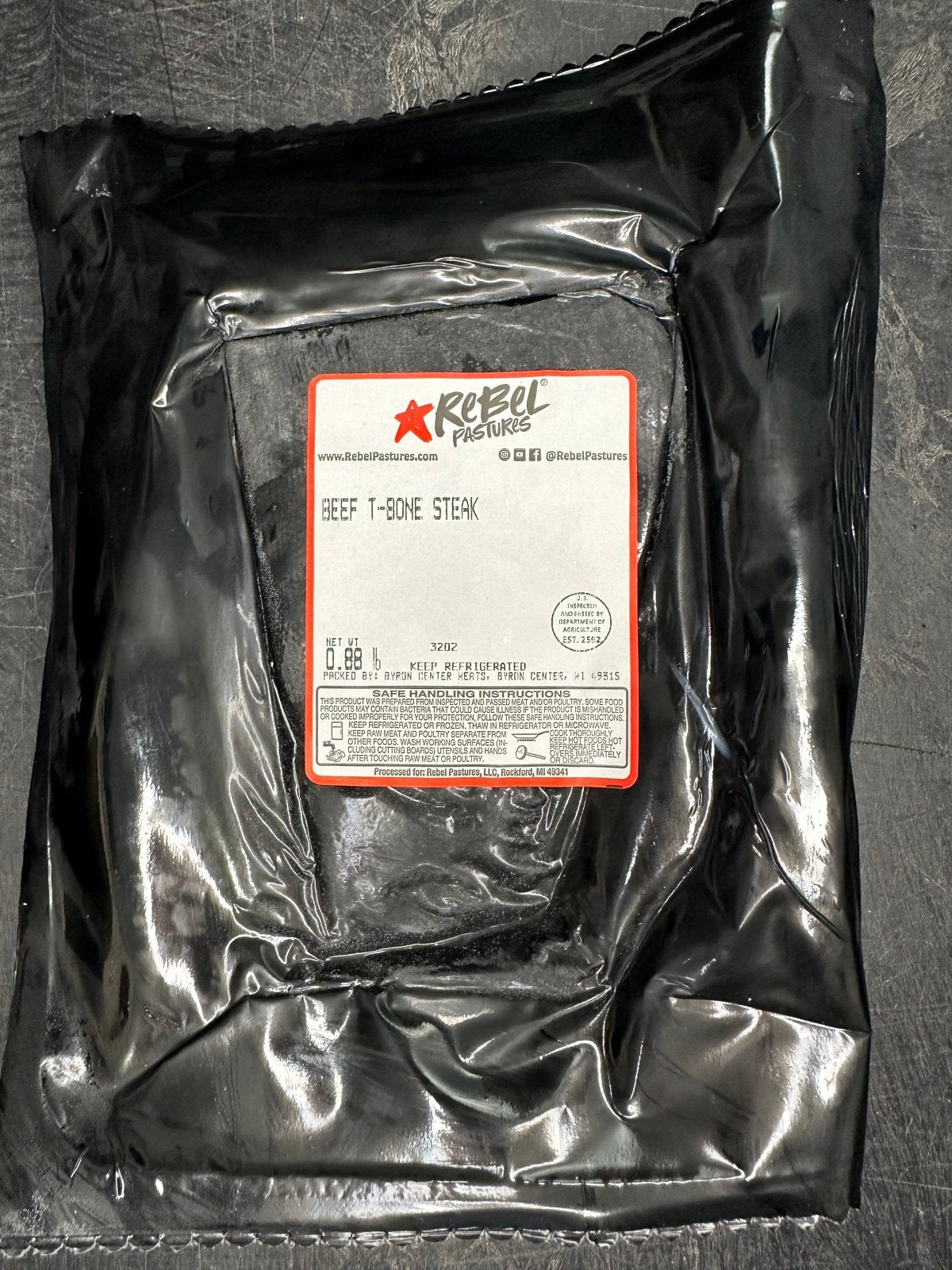 Grassfed Beef - Grassfed Beef - T-bone steak (.96lbs avg) - Rebel Pastures