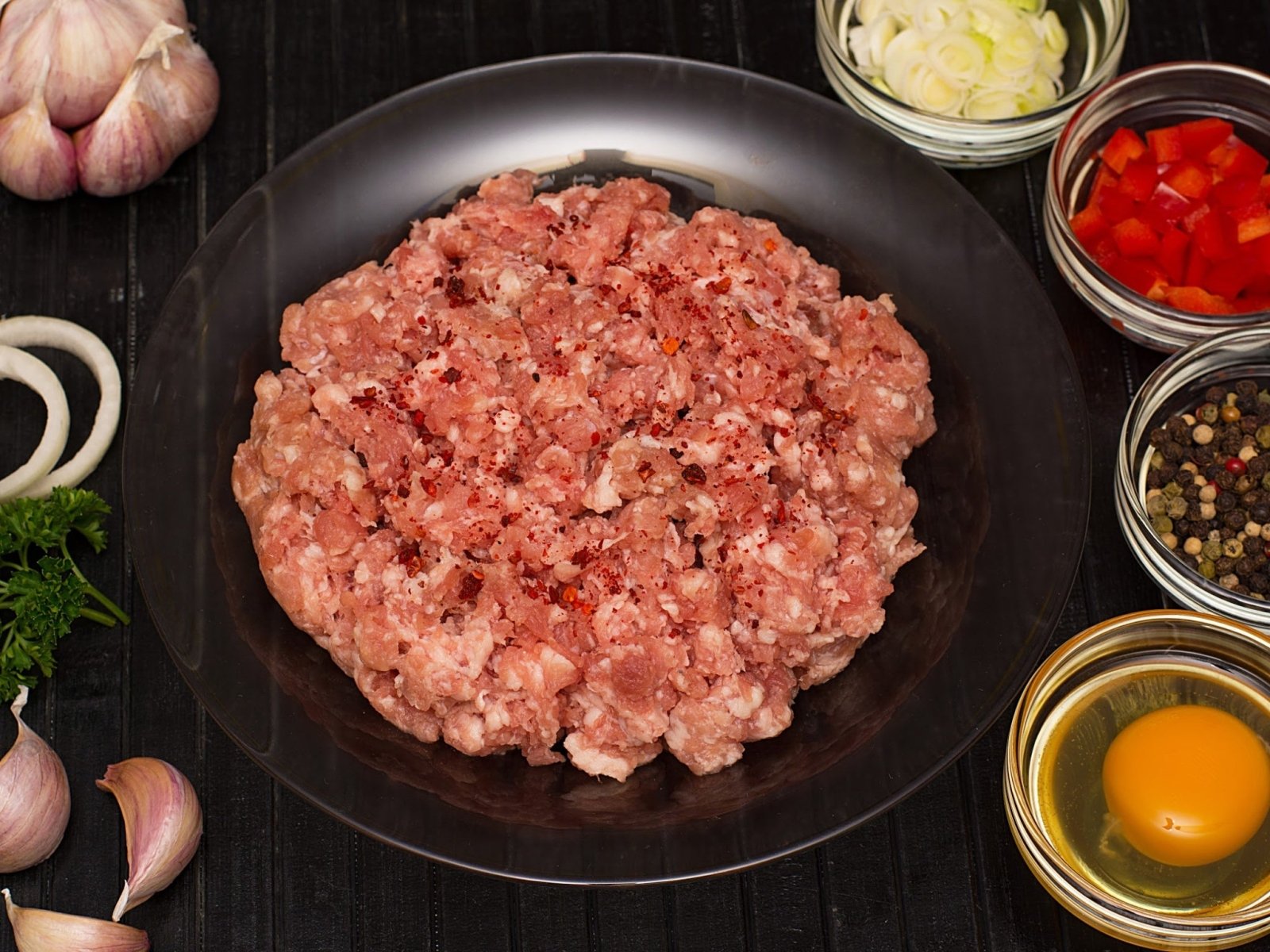 One Pan Sausage and Rice - The Recipe Rebel [VIDEO]